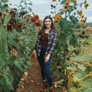 Meet your Posher, Lauren